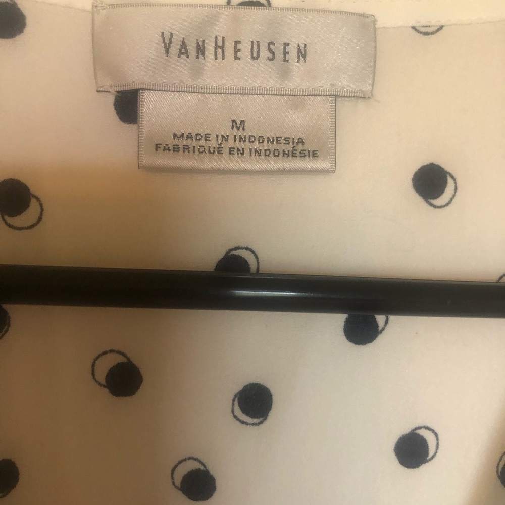 Van Heusen Women’s Top Blouse Size M Medium - Picture 2 of 6